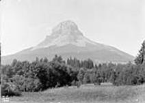 Crow's Nest Mountain, Crow's Nest Pass, [B.C.] 1900