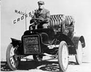 [1905 single cylinder Cadillac with chain drive.] n.d.