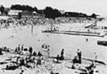 Bathing beach, English Bay ca. 1920 - 1925