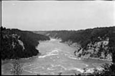 The Whirlpool, Niagara River, Ont [1920's]