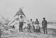 Chief Wigamawskunk in camp, Lake St. Martin, Man
