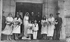 [The Wedding of Lady Mary Cecilia Rhodesia Hamilton, cousin of The Duchess of Devonshire, to Major Robert Orlando Rodolph Kenyon-Slaney, May 24th, 1917, in Christ Church Cathedral.]. 24 May 1917.