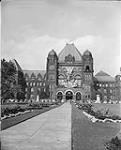 [Ontario Legislative Buildings] Toronto, Ont. [decorated for Princess Elizabeth's visit.] 1951