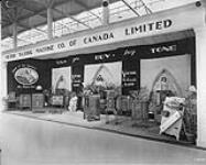 Display of Victor radios, Canadian National Exhibition, Toronto, Ontario 1932