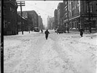 Snow conditions [Toronto Ont.] Dec. 13, 1944