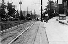 [Yonge Street looking south from Woodlawn, Toronto, Ontario] July 13, 1916