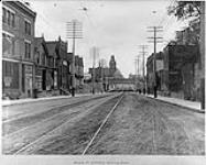 [Toronto, Ont.] Queen St. Subway, looking east 1898