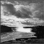 Terrapin Tower and Horseshoe Fall from Canada side, [Niagara Falls, Ont.] [c. 1877]
