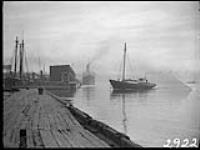[Docks at Quebec City, P.Q.] [1929]