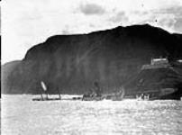 [Le S.S. « Marsland » sur les rochers à l'entrée de St. John's, Terre-Neuve] [1933]
