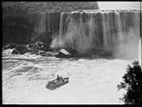 [S.S. "Maid of the Mist", Niagara Falls, Ont., 1934.] 1934