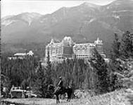 Banff Springs Hotel, Banff National Park, [Alta.] Oct. 1929