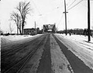 Southern approach to Minto Bridge, Sussex, Street, between South side of Rideau River and Green Island, Ottawa, Ont 1939