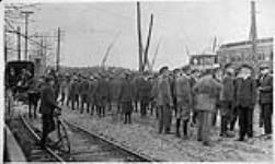 Waiting for a troop train, G.T.R. S ation,T[on Oshawa, Ont.], 1915 1915