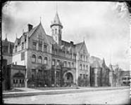 [Y.M.C.A. (left) and Public Library, London, Ontario] [1906]