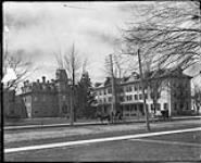 Old west wing, Victoria Hospital [London, Ontario.] [c. 1917]