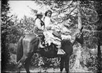 [Indians - Vancouver Island, B.C.] [ca. 1910]
