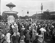 [Crowds at the Canadian National Exhibition, Toronto, Ont.] [1928]