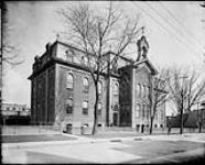 [The Dufferin City School, Toronto, Ontario.] n.d.