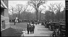 Crowd to west of Parliament Buildings, Queen's Park, [Toronto, Ont.], 17 May, 1914 17 May 1914