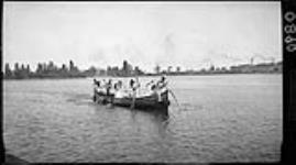 War canoe, Island Park 30 May, 1914
