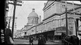 Bonsecours Market, Montréal 7 Apr. 1915