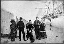 Femme esquimau qui a mangé ses 6 enfants, son mari et une autre femme