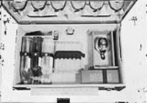 Portable medical exam kit 19 Feb. 1941