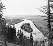 Elbow River, [Alta.] [1880-1900]