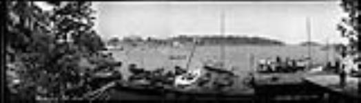 Crowd in Beaumaris bay and lake, Muskoka Lakes, Ont c. 1900