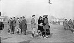[Visit of the] Duke of Devonshire with his daughters to the Exhibition Grounds, [Toronto, Ont.], to inspect the soldiers, 1 December, 1916 1 Dec., 1916