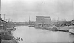 View of shipping on Thames River at Chatham, Ont n.d.