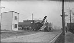 Finishing the last gap of the Toronto-Hamilton Highway, through New Toronto, [Ont.], 6 Nov., 1917 6 Nov. 1917
