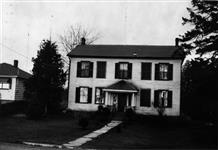 Mrs. Wm. Scott's home, Colborne, Ont Nov. 1958