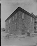 A building with cracks in the wall, Quebec, [P.Q.] 7 May, 1942