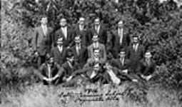 Students of English, School for immigrants, Vegreville, Alberta 1916