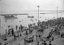 Bathing Pavilion, Sunnyside Beach, Toronto, Ont July 19, 1923