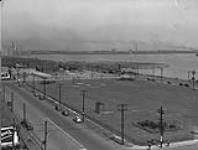 (General views) View off roof of Toronto Harbor Commissioners looking south east May 29, 1946