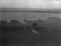(General views) View south toward Harbour from Bank of Commerce Tower, Toronto, Ont Nov. 15, 1945