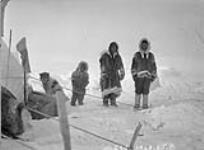 [Netsilingment Inuit] Original title: Netsilingment natives 12 May 1929.