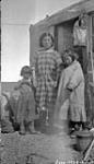 Mrs. Patsy Klengenberg and children 1 July 1929.