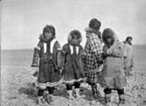Inuit children 1930