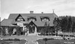 Residence Superintendent of Park at Jasper, [Alta.] 1919