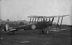 [Avro 504 J aircraft C-4364 of the R.A.F.] [ca. 1918].