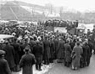Démonstration anti-conscription orchestrée par les étudiants de l'Université de Montréal au Champ-de-Mars 23 Mar. 1939
