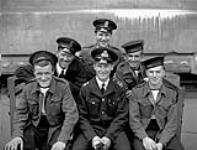 Personnel of the Royal Canadian Navy who were prisoners-of-war in Germany. England, May 1945 May 1945.