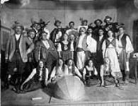The cast in a Finnish production (Hevospaimen) of an Hungarian operetta 1914