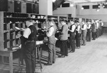 Primary City [mail] sorting, Toronto, Ont. [ca. 1925-1930]