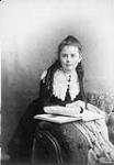 Isabel Editha Bronson, à l'âge de 10 ans Décembre 1885