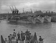 Landing craft at English port before leaving for French coast. June 1944 JUNE 1944